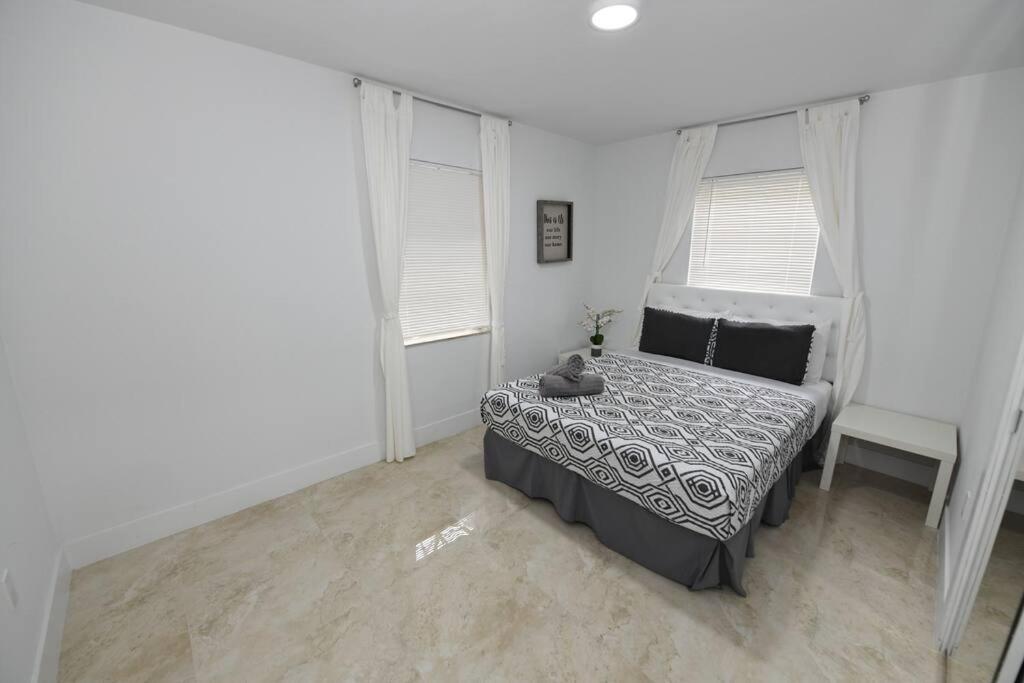 4-Plex Apartment Fort Lauderdale Bagian luar foto